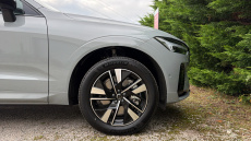 Volvo XC60 2.0 B5P Plus Dark 5dr AWD Geartronic Petrol Estate